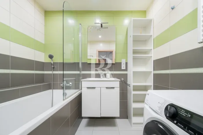 Prodej bytu 3+kk, Praha - Petrovice, Rezlerova, 63 m2