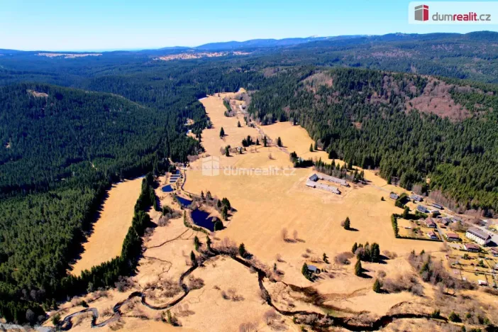 Prodej komerčního pozemku, Borová Lada, 102221 m2