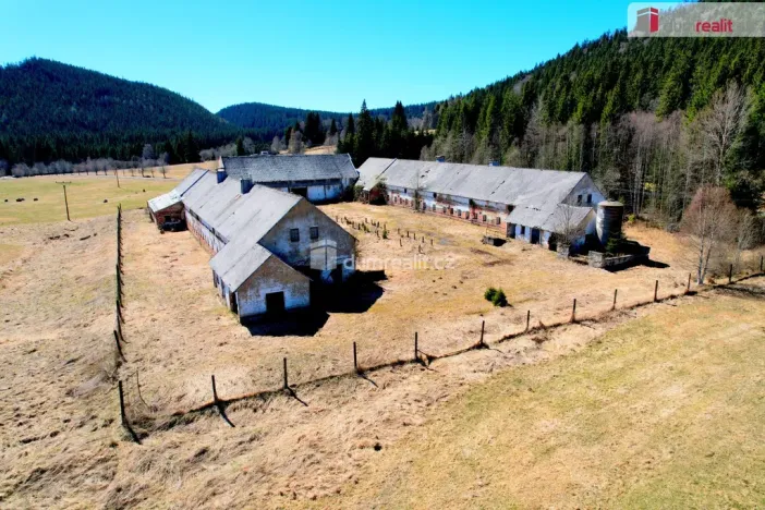Prodej komerčního pozemku, Borová Lada, 102221 m2