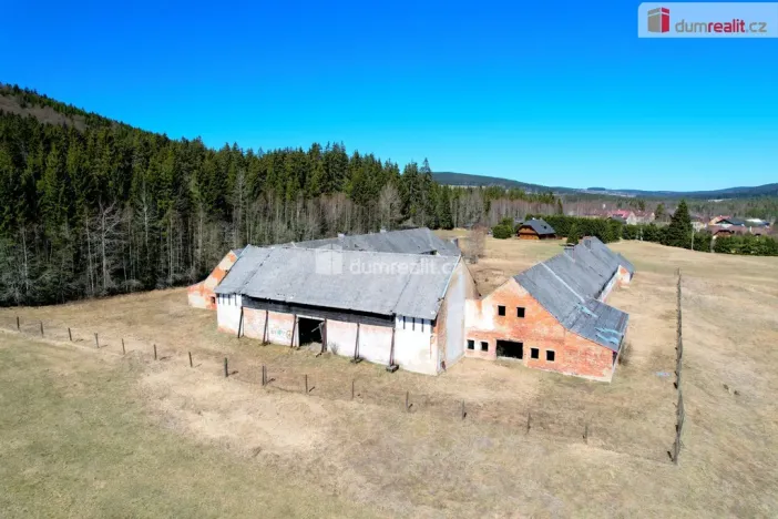 Prodej komerčního pozemku, Borová Lada, 102221 m2