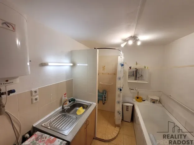 Prodej bytu 3+1, Holešov, Hankeho, 75 m2