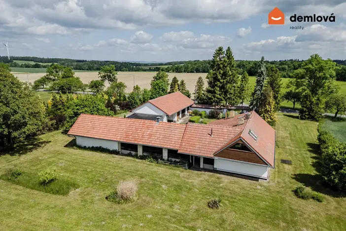 Prodej chalupy, Melč, 309 m2