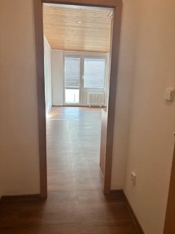 Pronájem bytu 1+kk, Hradec Králové, Brožíkova, 30 m2