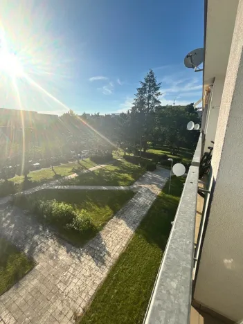 Pronájem bytu 1+kk, Hradec Králové, Brožíkova, 30 m2