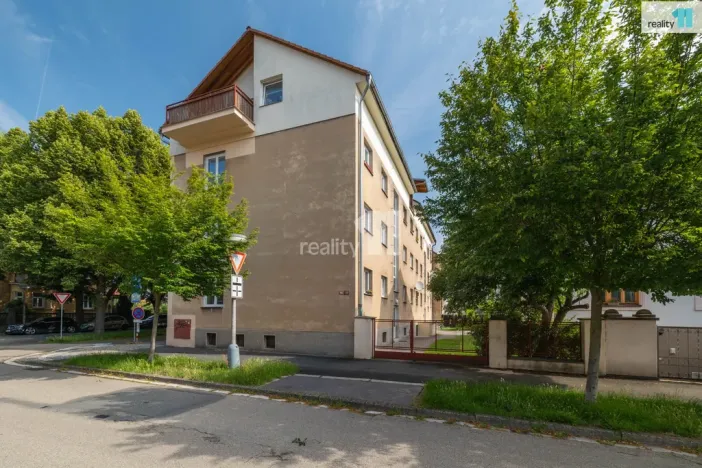 Prodej bytu 3+1, Poděbrady - Poděbrady II, Dr. Beneše, 65 m2