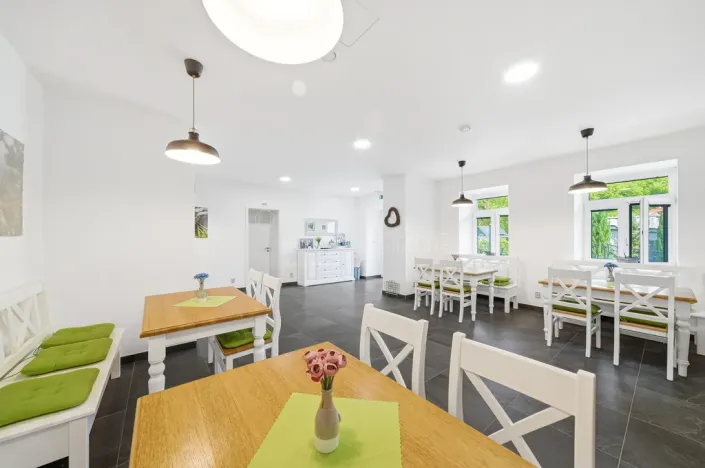Pronájem restaurace, Hardegg Stadt,Hardegg,Rakousko, 100 m2