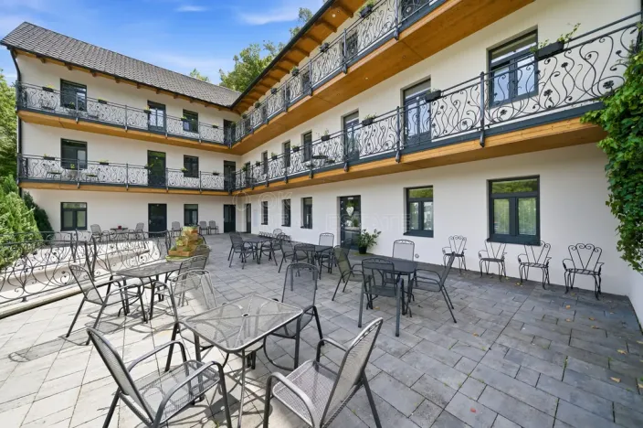Pronájem restaurace, Hardegg Stadt,Hardegg,Rakousko, 100 m2