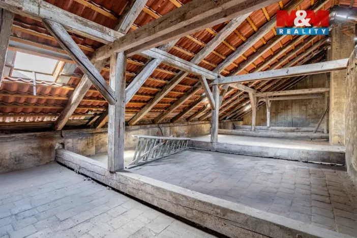 Prodej atypického bytu, Praha, Husitská, 126 m2
