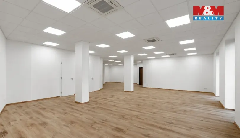 Prodej kanceláře, Plzeň - Severní Předměstí, Otýlie Beníškové, 284 m2