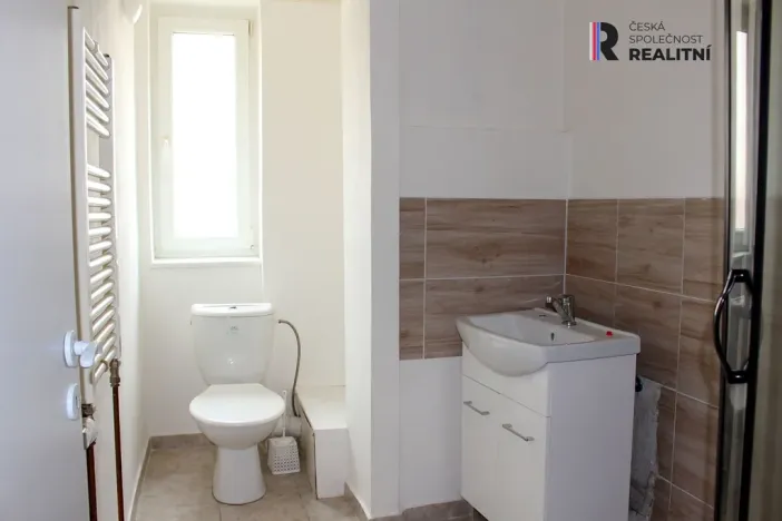 Pronájem bytu 3+1, Kynšperk nad Ohří, Zámecká, 60 m2