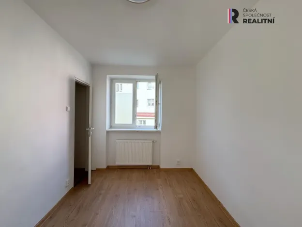Pronájem bytu 3+1, Kynšperk nad Ohří, Zámecká, 60 m2