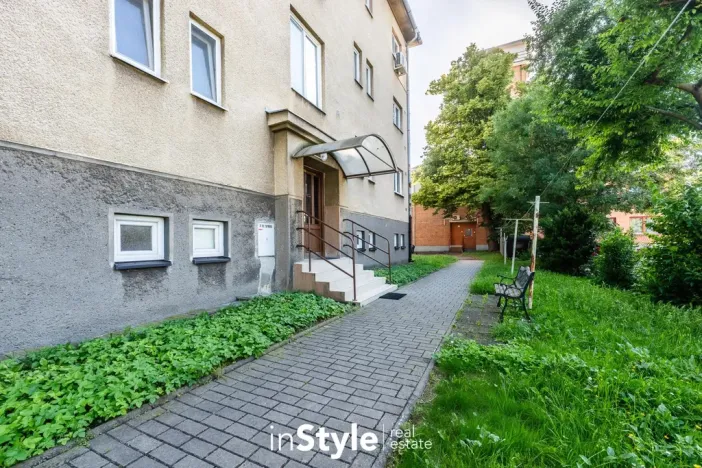Pronájem bytu 2+1, Uherské Hradiště, Boženy Němcové, 57 m2