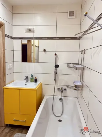 Pronájem bytu 2+1, Praha - Záběhlice, Malovická, 52 m2