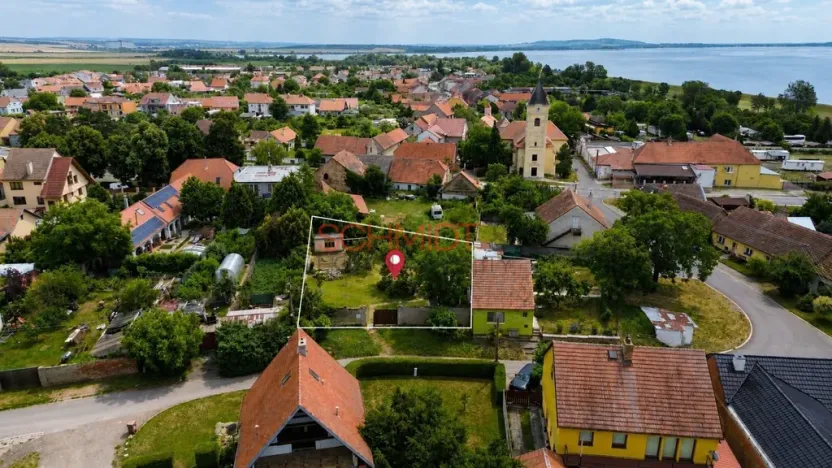 Prodej pozemku pro bydlení, Strachotín, Palavská, 648 m2