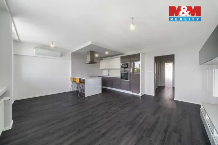 Prodej bytu 3+kk, Praha - Lhotka, Novodvorská, 67 m2