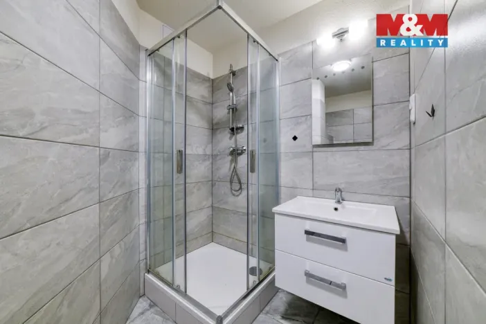 Pronájem bytu 3+1, Cheb, Valdštejnova, 86 m2