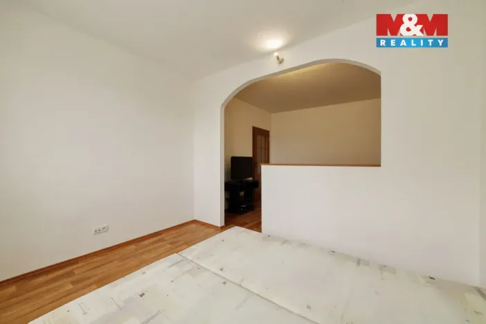Pronájem bytu 1+1, Cheb, Šeříková, 40 m2