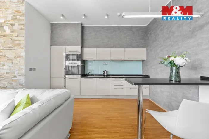 Prodej bytu 3+kk, Liberec, Uralská, 81 m2