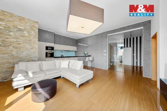Prodej bytu 3+kk, Liberec, Uralská, 81 m2