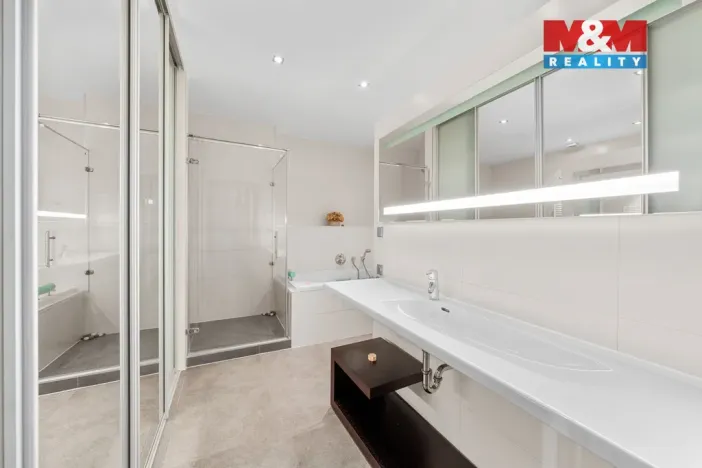 Prodej bytu 3+kk, Liberec, Uralská, 81 m2