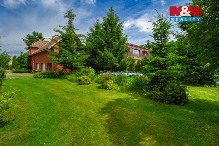 Prodej rodinného domu, Kněžmost - Koprník, 250 m2