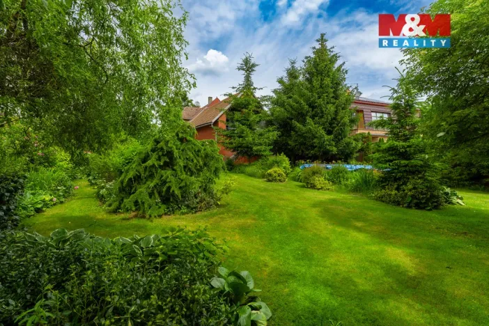 Prodej rodinného domu, Kněžmost - Koprník, 250 m2
