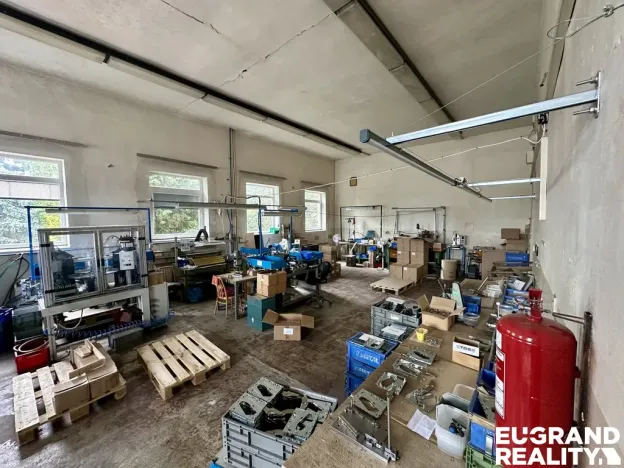 Pronájem výrobních prostor, Varnsdorf, Žilinská, 2400 m2