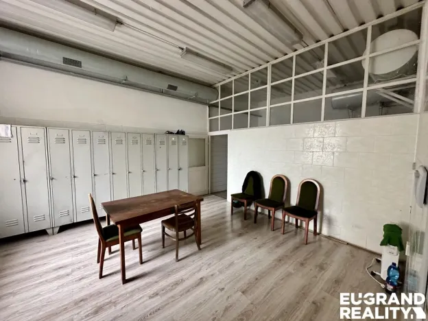 Pronájem výrobních prostor, Varnsdorf, Žilinská, 2400 m2