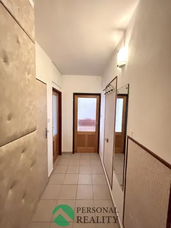 Pronájem bytu 2+1, Praha - Libeň, Lihovarská, 48 m2