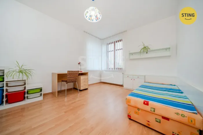 Pronájem kanceláře, Ostrava, Vrázova, 102 m2