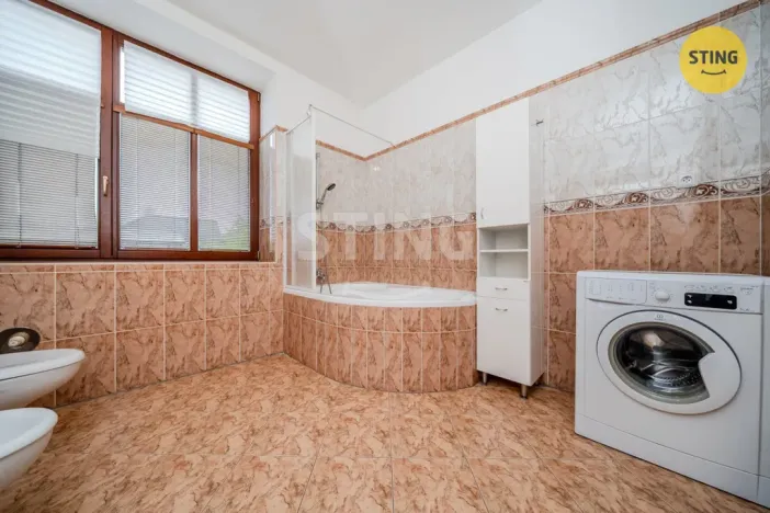 Pronájem kanceláře, Ostrava, Vrázova, 102 m2