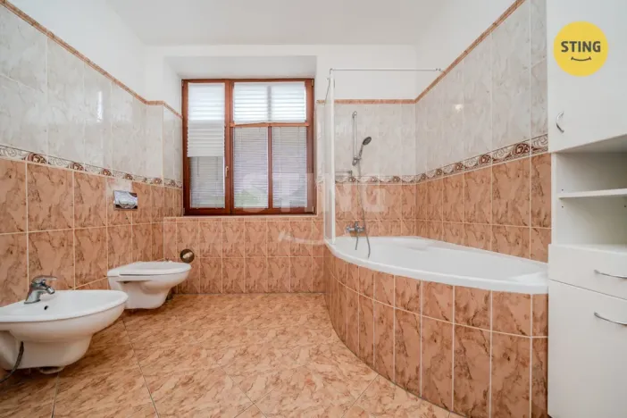 Pronájem kanceláře, Ostrava, Vrázova, 102 m2