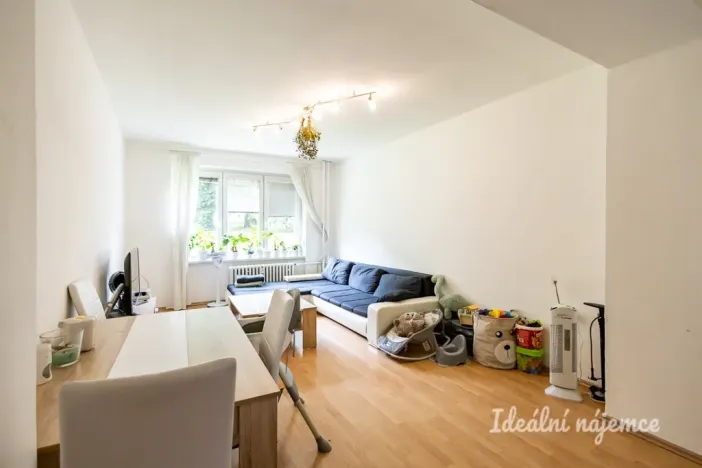 Pronájem bytu 2+1, Praha - Záběhlice, Struhařovská, 55 m2