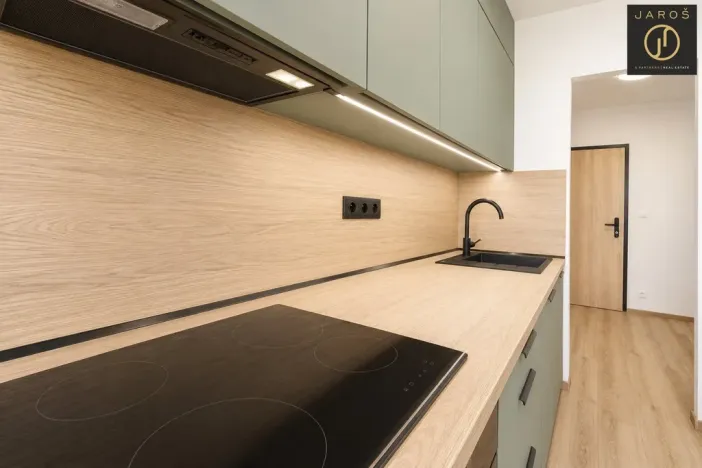 Pronájem bytu 2+1, Praha - Lhotka, Štúrova, 55 m2