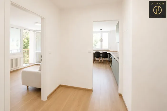 Pronájem bytu 2+1, Praha - Lhotka, Štúrova, 55 m2