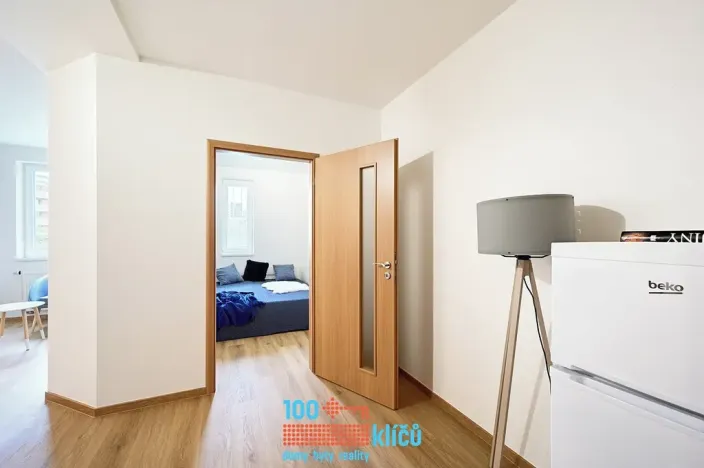Pronájem bytu 1+1, Praha - Modřany, Vorařská, 37 m2
