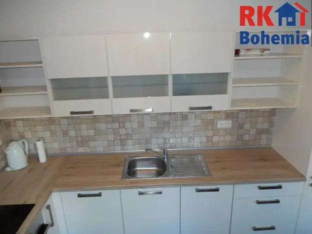 Pronájem bytu 2+kk, Praha - Košíře, Pod školou, 64 m2