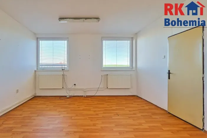 Pronájem skladu, Český Brod, Klučovská, 400 m2