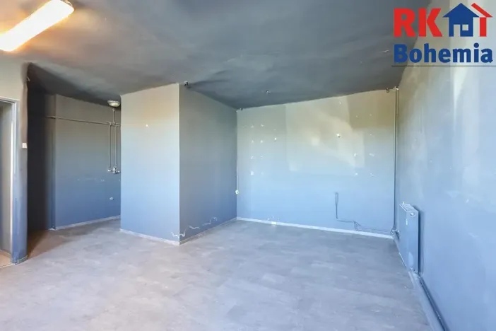 Pronájem skladu, Český Brod, Klučovská, 400 m2