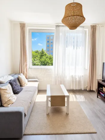 Prodej bytu 2+kk, Praha - Chodov, Samohelova, 42 m2