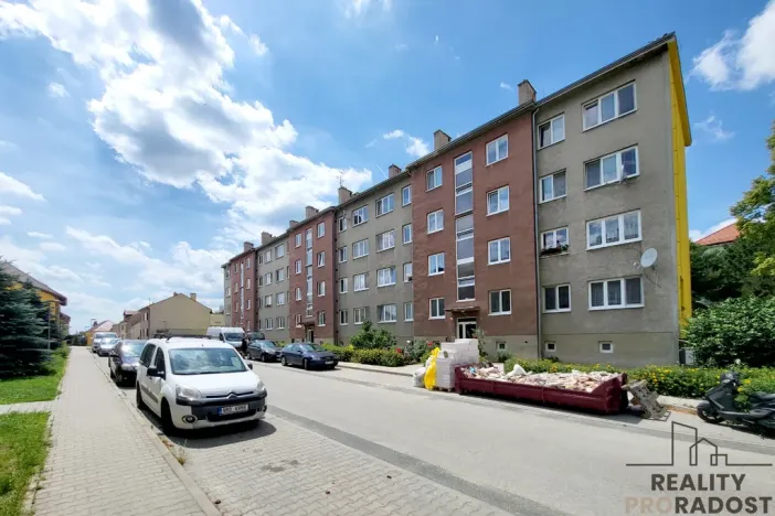 Prodej bytu 3+1, Ořechov, Zahradní, 66 m2