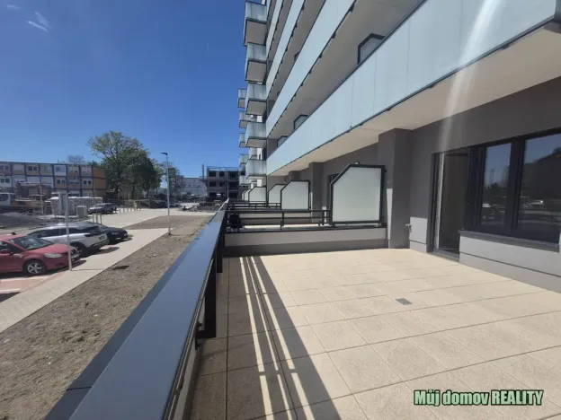 Pronájem bytu 2+kk, Praha - Hostivař, Arnošta Staňka, 31 m2
