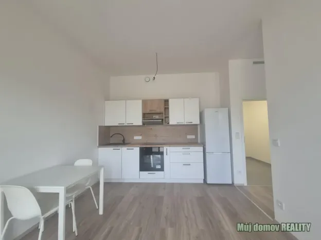 Pronájem bytu 2+kk, Praha - Hostivař, Arnošta Staňka, 31 m2