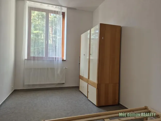 Pronájem bytu 2+kk, Praha - Kbely, Luštěnická, 48 m2