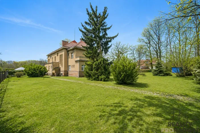 Prodej bytu 3+1, Lázně Bohdaneč, Horka, 147 m2