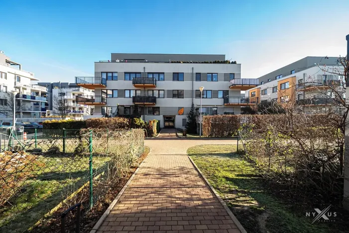 Pronájem bytu 2+kk, Praha - Dolní Chabry, K Beranovu, 61 m2