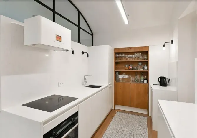 Pronájem bytu 2+kk, Praha - Vinohrady, Laubova, 50 m2