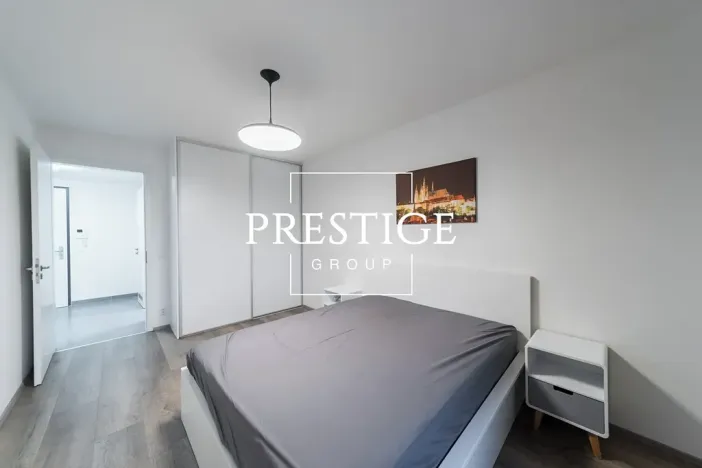 Pronájem bytu 2+kk, Praha - Karlín, Nekvasilova, 67 m2