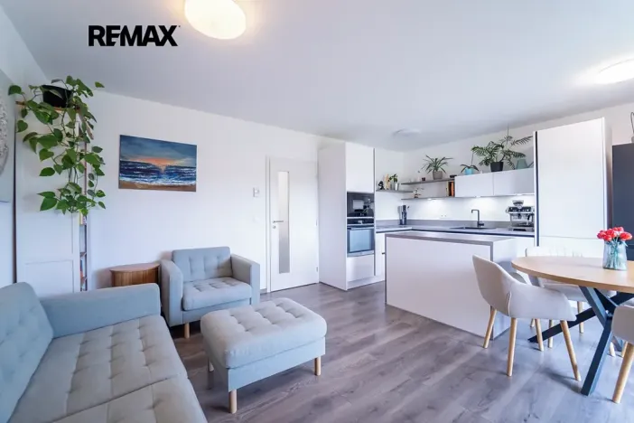 Prodej bytu 3+kk, Poděbrady, Slunečná, 78 m2