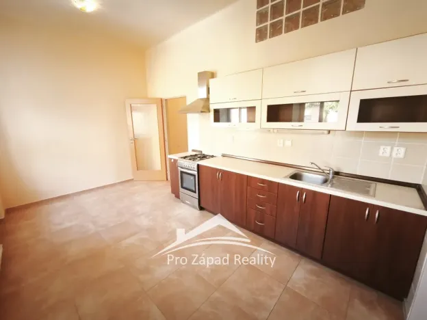 Pronájem bytu 2+kk, Plzeň, Martinská, 47 m2